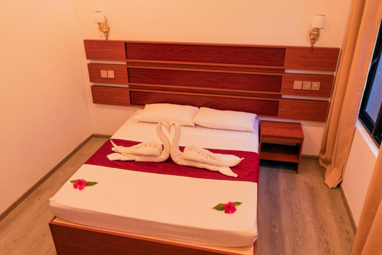 Feridhoo Inn Buitenkant foto