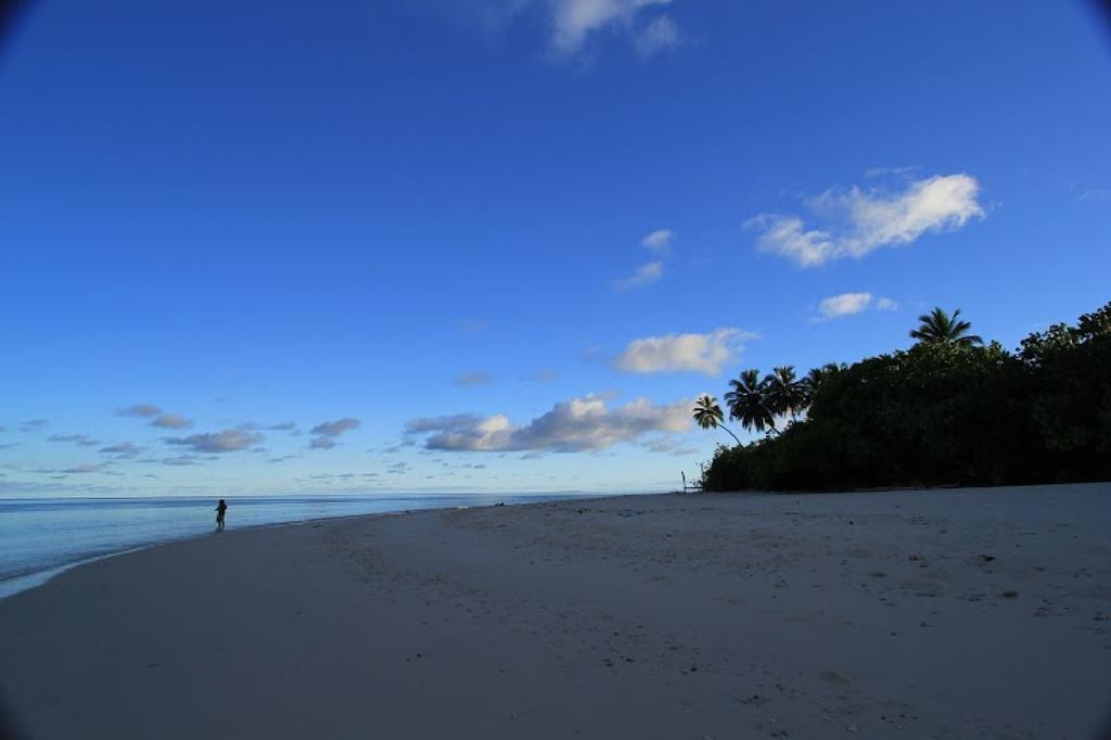Feridhoo Inn Buitenkant foto