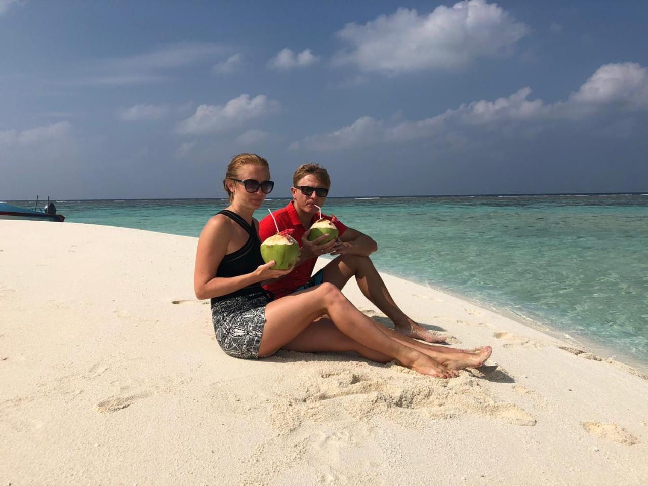 Feridhoo Inn Buitenkant foto