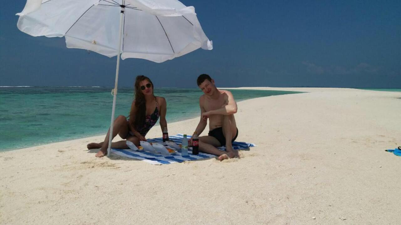 Feridhoo Inn Buitenkant foto